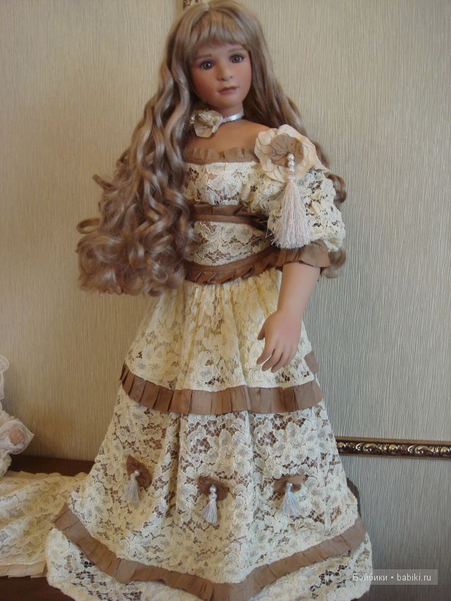 Молодая женщина с младенцем. Автор Ute Kase Lepp (фото 4)