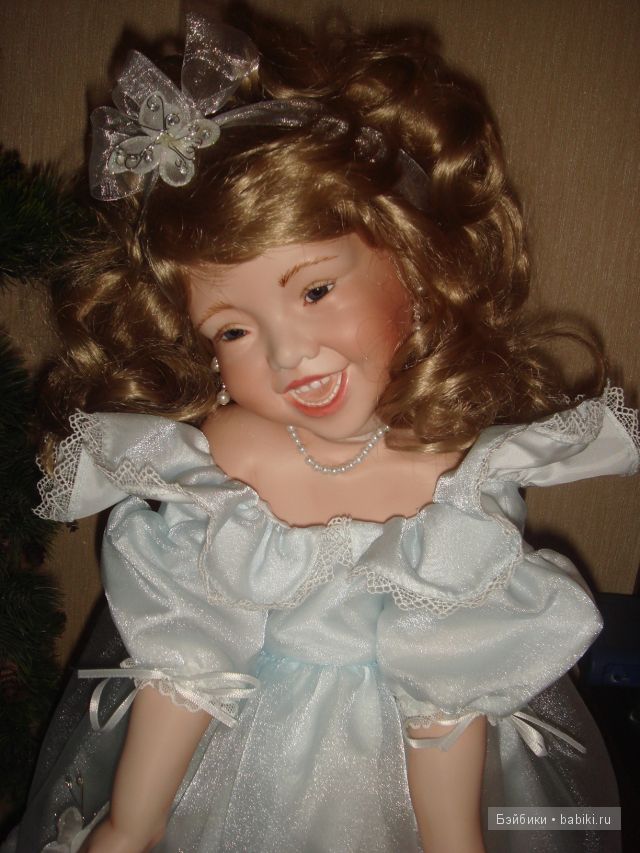 Джой, фарфоровая кукла