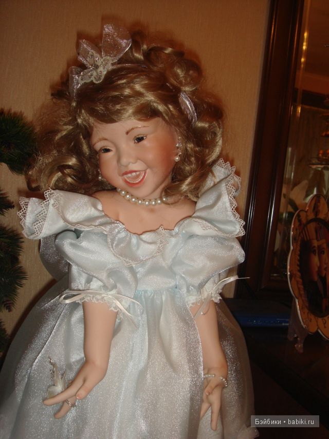 Джой, фарфоровая кукла