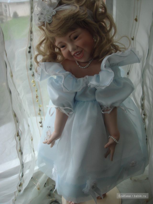 Джой, фарфоровая кукла