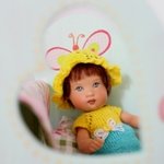 Кроватка для малышки, в масштабе 1:6