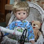 Фёдор и его транспорт. Lee Middleton Hayden by Reva Schick и коляска edeltraut hofmann