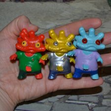 Коллекционные малыши зомби из винила.