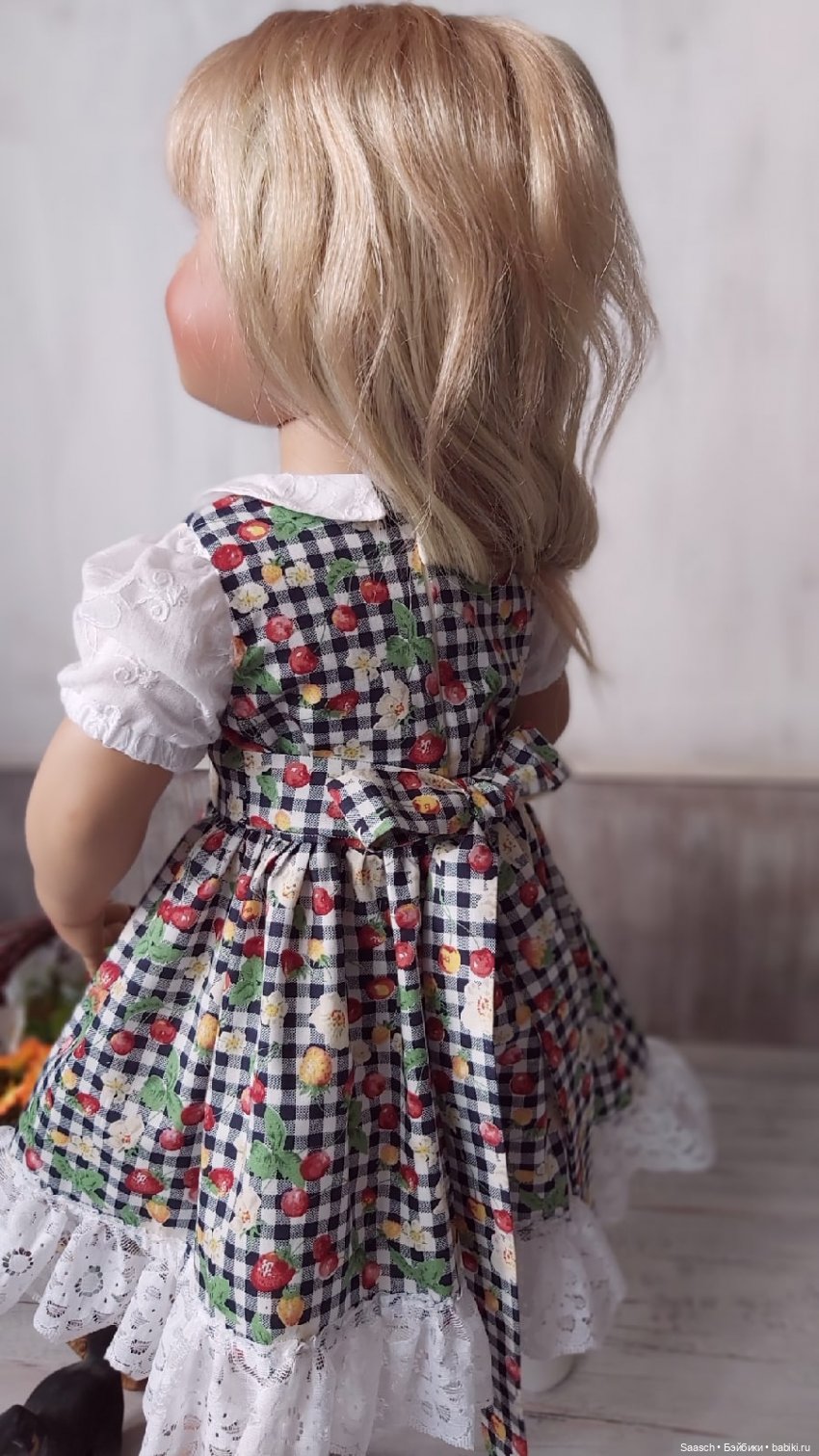 "Три платья для Дженни" Sieglinde Frieske