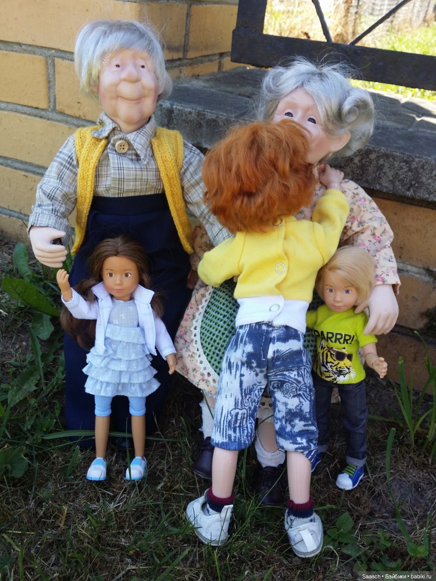 Лето в деревне. Бабушка и дед Костика Валеник