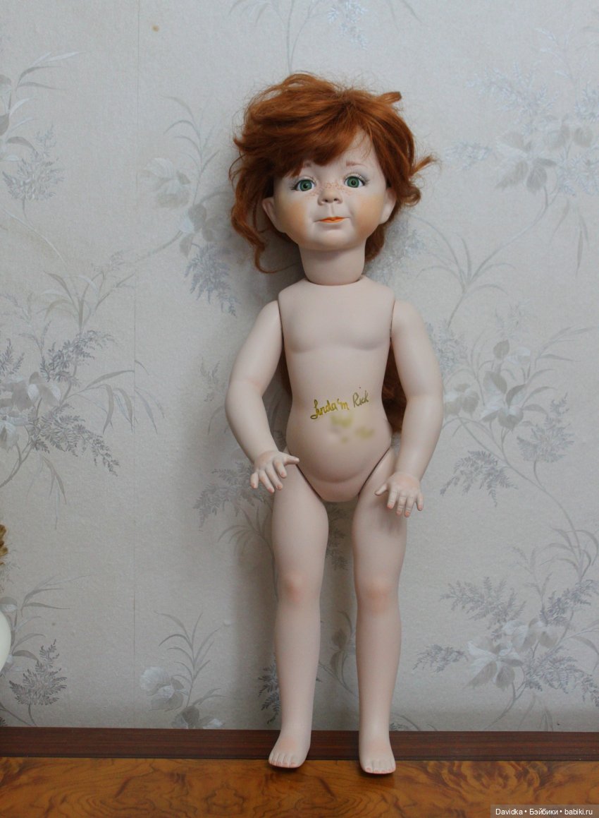 Подставка в придачу | Бэйбики Подставка в придачу — Ремонт и реставрация фарфоровых кукол: склейка (фото 9)