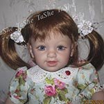 Утренние розы. Новое платье для куклы