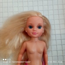 Испанская куколка Нэнси в поисках дома.