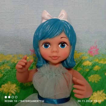 Новенькая. Гибрид Мальвина Веснушкина.