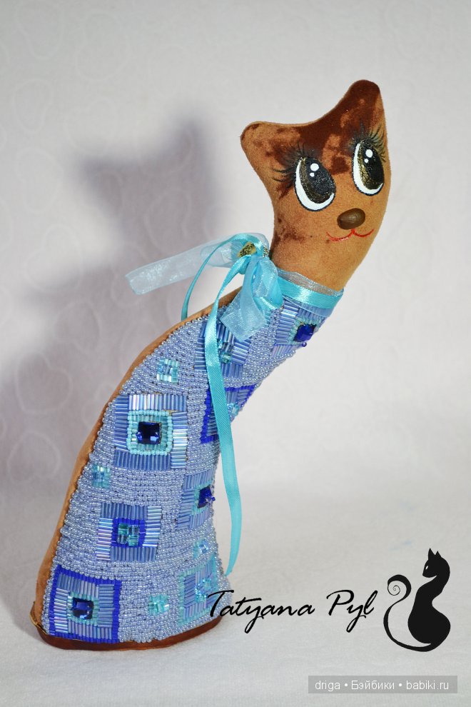 бисерная кошечка