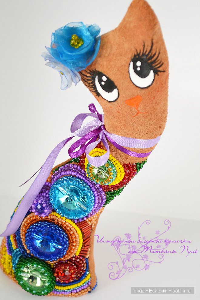 "Кросотка". Интерьерная бисерная кошечка (фото 3)