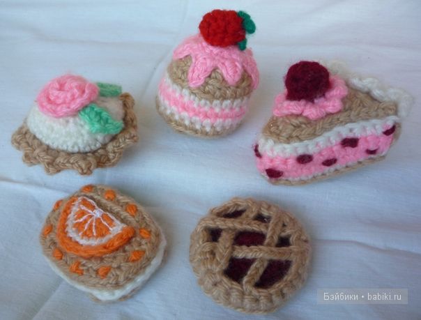 Подборочка самых интересных игрушек вязанных крючком и мои домашние вязунчики