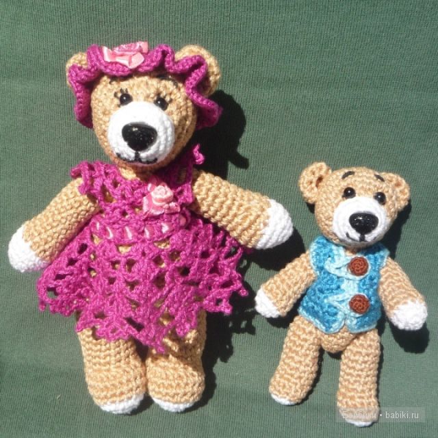 Мама и малыш - игрушки вязанные крючком (фото 9)