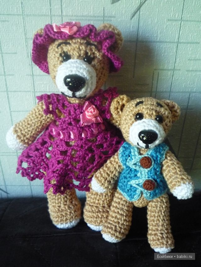 Мама и малыш - игрушки вязанные крючком (фото 8)