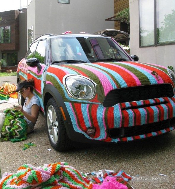 Взрыв пряжи или вязанное граффити