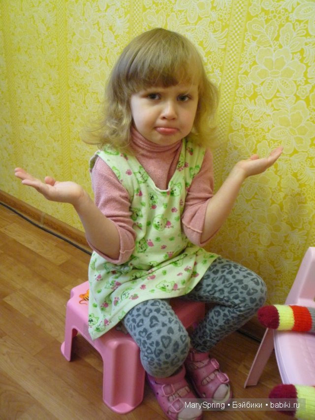 Усатый-полосатый или вязаная подушка-игрушка, игрушка вязанная спицами