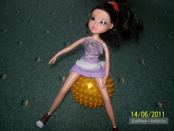 Лекса ,её парень и маленькая братц Лекса ,её парень и маленькая братц