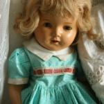 Любителям и ценителям красот старины посвящается! Старая кукла