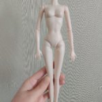 Тело псевдо Мизи, белое (как у вампиров Маттел)