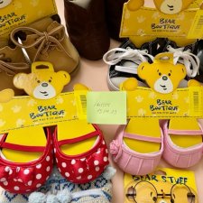 Обувь для мишек Тедди и большеножек от Bear Bootique. Восемь разных пар