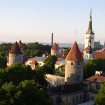 Средневековый Таллинн-город живой истории.