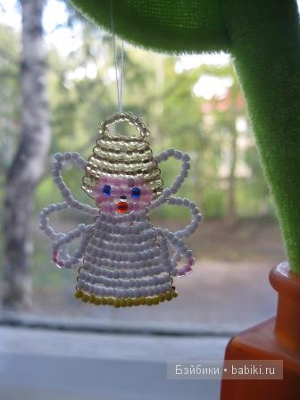 Куклы-ангелочки из бисера и на коклюшках (фото 4)