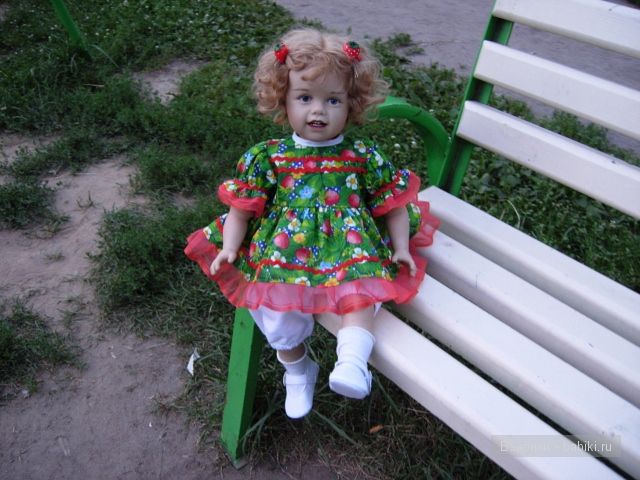 Вот и ягодки поспели, пора собирать. Коллекция платьев для моей куклы (фото 5)