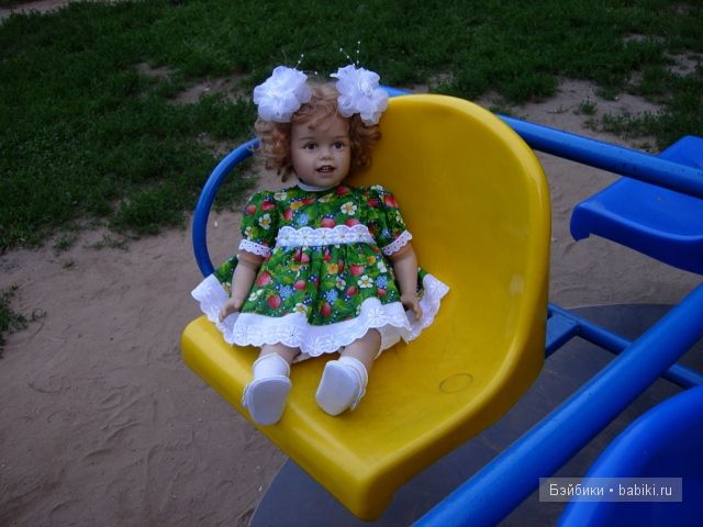 Вот и ягодки поспели, пора собирать. Коллекция платьев для моей куклы (фото 9)