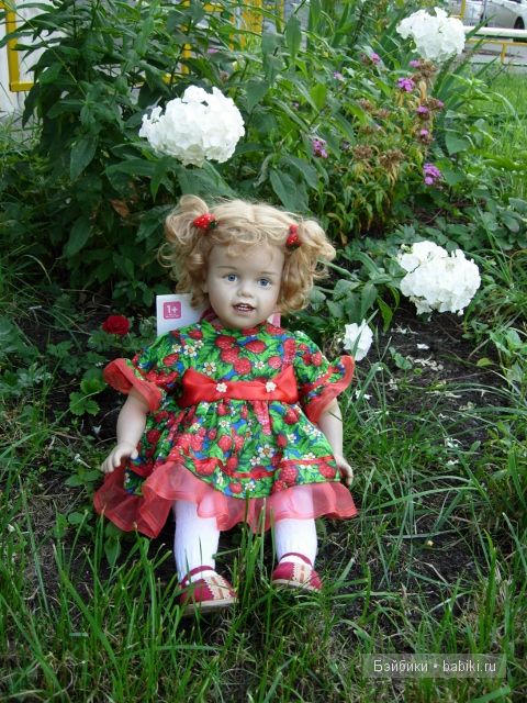Вот и ягодки поспели, пора собирать. Коллекция платьев для моей куклы (фото 4)