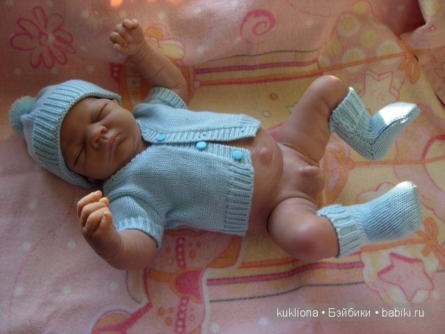 Спящий карапуз от Эштона Дрейка Чарли