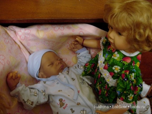 Спящий карапуз от Эштона Дрейка Чарли