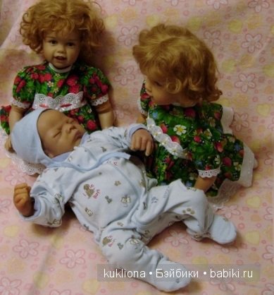 Сестренки с братиком