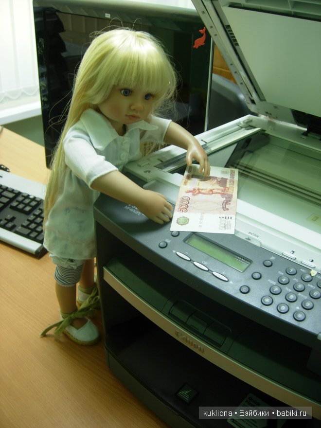 Мой первый рабочий день. Кукла Хелен (Helen Sonja Hartmann Heart and Soul Kidz'n Cats)