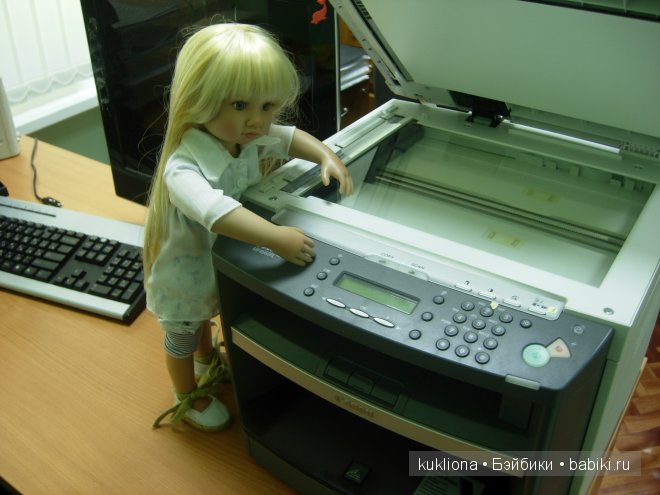 Мой первый рабочий день. Кукла Хелен (Helen Sonja Hartmann Heart and Soul Kidz'n Cats)