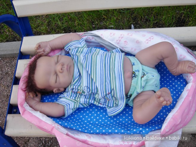 Женщины!..Кто оставил ребенка на лавочке!!? Кукла Charlie The Ashton Drake Galleries