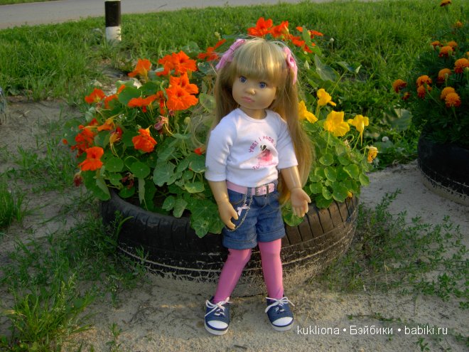 Марейка и цветы. Кукла Mareike Kidz ‘n’ Cats, Sonja Hartmann