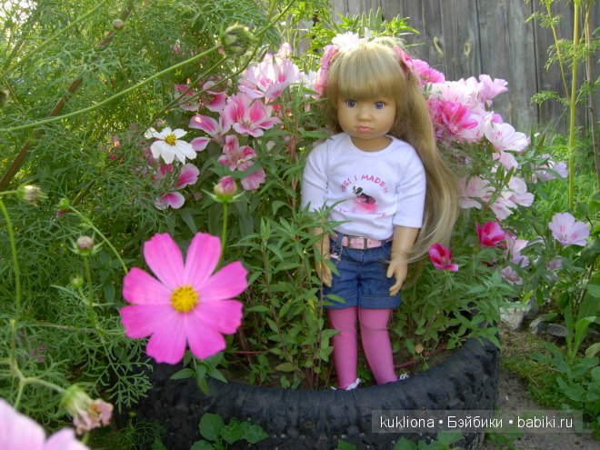 Марейка и цветы. Кукла Mareike Kidz ‘n’ Cats, Sonja Hartmann (фото 2)
