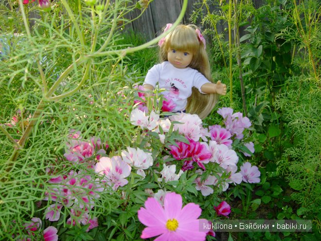 Марейка и цветы. Кукла Mareike Kidz ‘n’ Cats, Sonja Hartmann (фото 4)