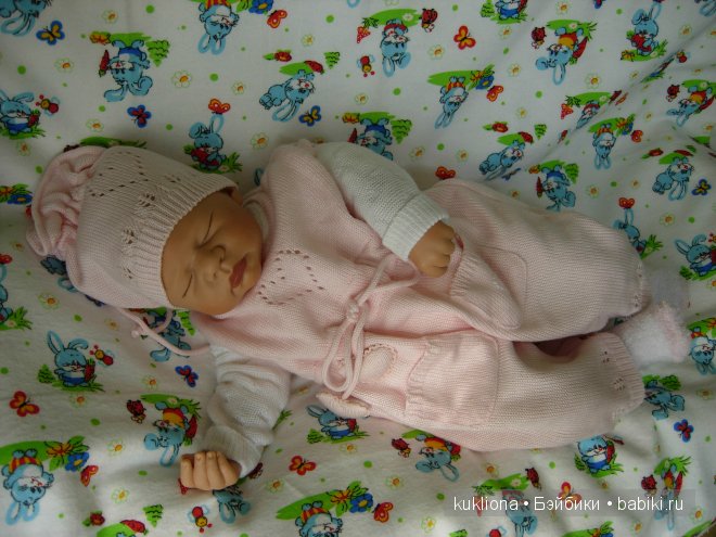 Lilian and Vivian Cathariena Teunissen