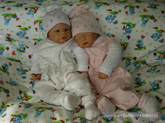 Lilian and Vivian Cathariena Teunissen