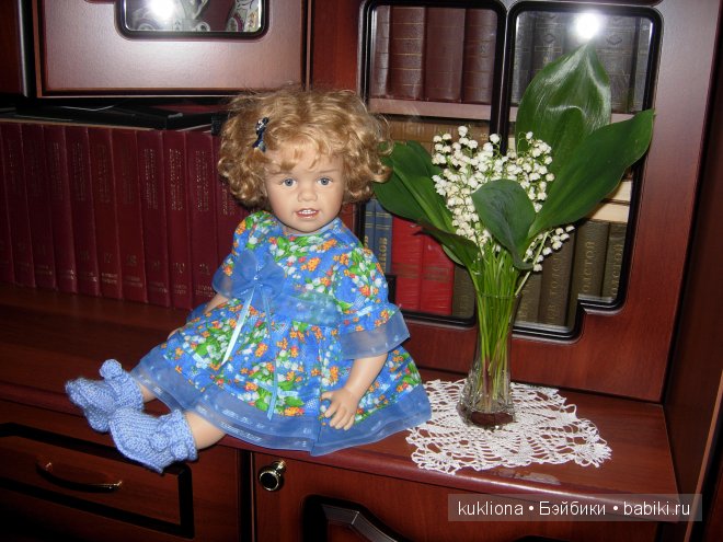 Кукла Emilie Sissel Bjorstadt Skille для Gotz в интерьере