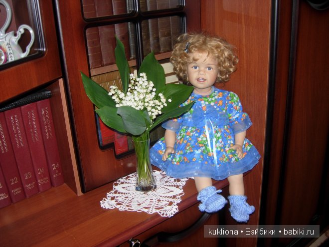 Кукла Emilie Sissel Bjorstadt Skille для Gotz в интерьере