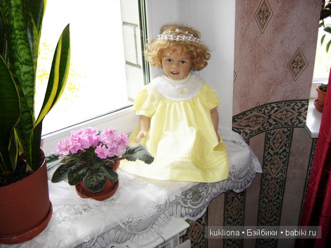 Кукла Emilie Sissel Bjorstadt Skille для Gotz в интерьере (фото 8)