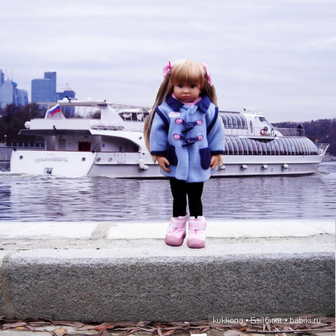 Марейка на Воробьевых горах. Часть 3. "Про петуха, курицу, фазана, его жену, их дитё, ..." Кукла Mareike Kidz‘n’Cats, Sonja