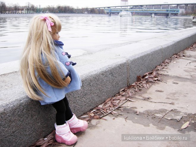 Марейка на Воробьевых горах. Часть 3. "Про петуха, курицу, фазана, его жену, их дитё, ..." Кукла Mareike Kidz‘n’Cats, Sonja