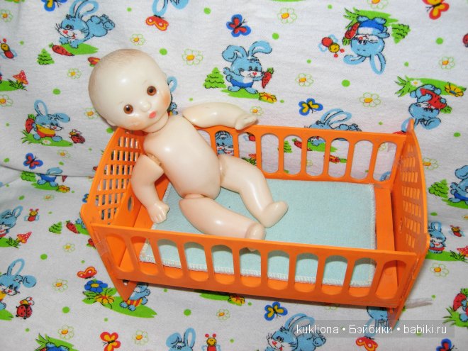 Пупсик в кроватке. Моя любимая игрушка 80-х (фото 6)