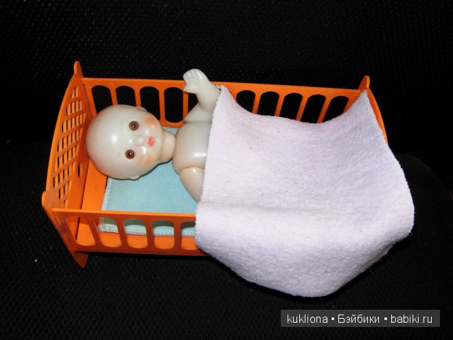 Пупсик в кроватке. Моя любимая игрушка 80-х (фото 9)
