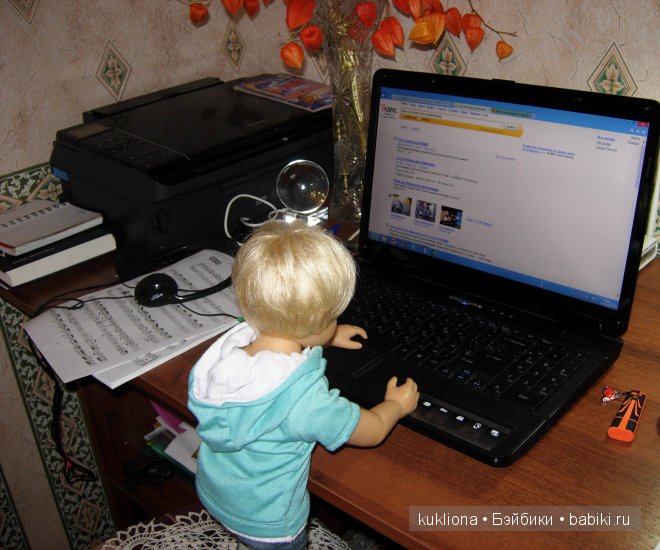 Под балконом давно серенады поют... или как Тим учился играть на гитаре. Кукла Tim Kidz‘n’Cats, Sonja Hartmann