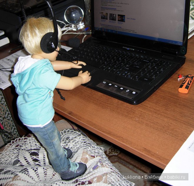 Под балконом давно серенады поют... или как Тим учился играть на гитаре. Кукла Tim Kidz‘n’Cats, Sonja Hartmann