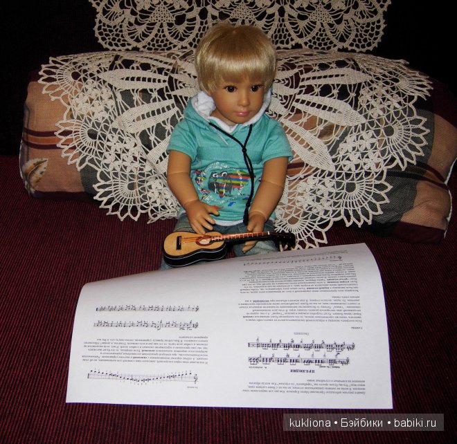 Под балконом давно серенады поют... или как Тим учился играть на гитаре. Кукла Tim Kidz‘n’Cats, Sonja Hartmann